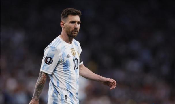 天道好轮回，成名后抛妻娶粉的宋小宝这次再多的名和利也救不了他